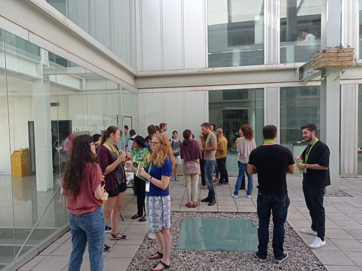 margalef_bcn's tweet photo. Day 1 of the #RMSC2022 focused on paleoceanography, the carbon pump and photosynthesis in the ocean. Awesome presentations by @StephAHenson #Isabel Cacho, #Claire Waelbroeck, #Paul Falkowski. Getting ready for tomorrow https://t.co/aPYE6dWwhn