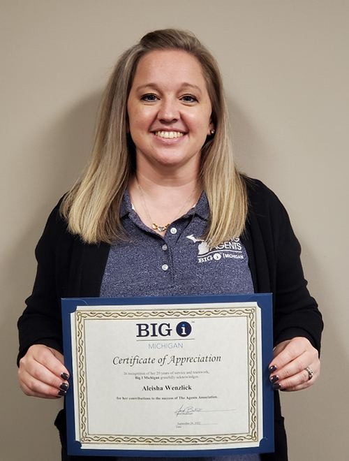 Who's rockin' their 20th work anniversary this week? Big I Michigan Event Associate Manager (and Young Agent staff liaison) Aleisha Wenzlick is - congrats, Aleisha! #BigIMichigan