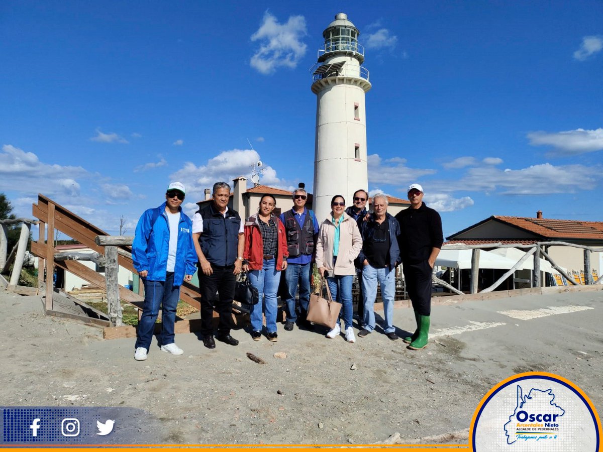 OscarTatoA's tweet photo. 🎣🌊🐟
Realizamos visitas de campo a una caleta pesquera en #Ferrara y de San Benedetto del Tronto, conversamos con pescadores locales sobre los beneficios de la asociatividad e intercambiamos ideas con los técnicos cooperantes del programa #ISOSPAM.
🇪🇨📃🇮🇹
#TrabajamosJuntoATi. https://t.co/mWjF21pl63