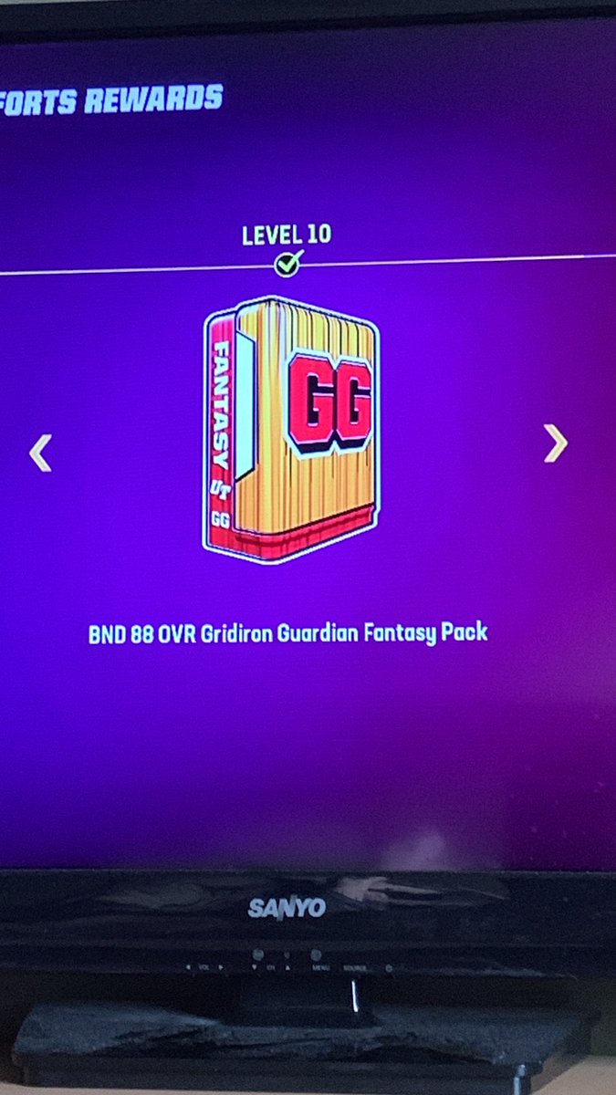 DeerHun95671512's tweet photo. @EAHelp I’ve communicated to y’all a million times no fucking reply and @EASPORTS_MUT how about you fix this you stupid fucks #packstrike #MakeMUTGreat https://t.co/JK8oTr73uc