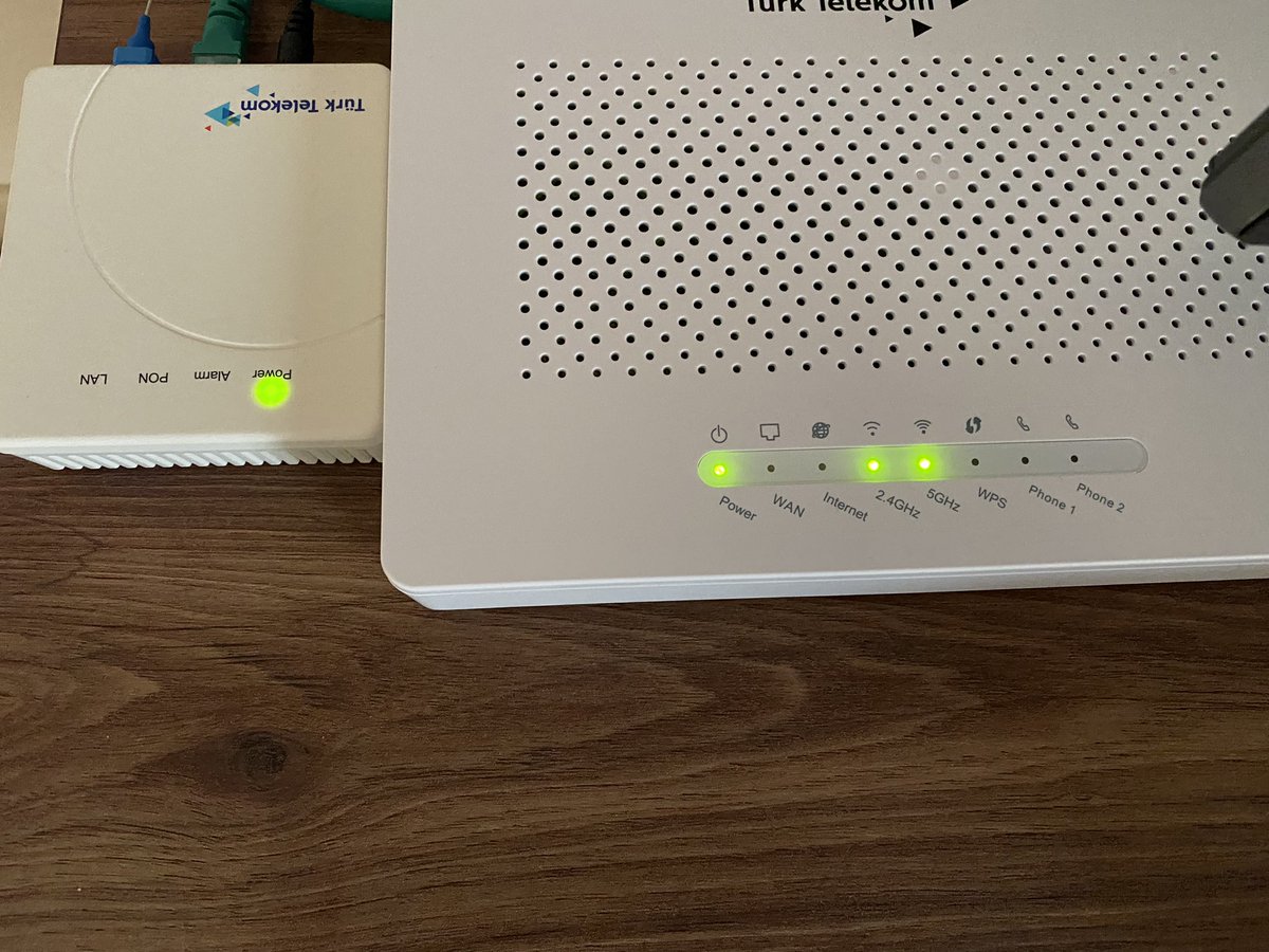 Cihaz takıldı yarım saate gelir dendi fakat 1 saat oldu hala bağlantım yok, internete giremiyorum. @TurkNet <a href="/TurkNetDestek/">Turknet Destek</a>