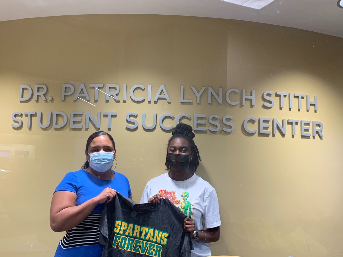 NSUSuccessCtr's tweet photo. Congratulations to last weeks winner from September Advising Fest! 

Schedule an appointment with your advisor for a chance to win NSU Swag! https://t.co/sMQxbmEGRu