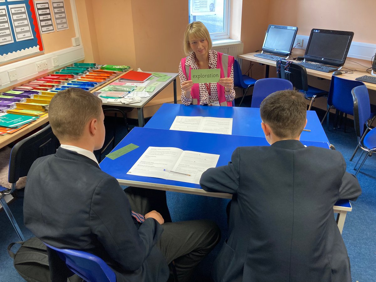 annamellwood's tweet photo. Fresh Start being expertly taught by Mrs Newby today! Making a huge difference to reading progress @AAWoodfields @KatANewby @RuthMiskinEdu https://t.co/fF9QCdvR9y