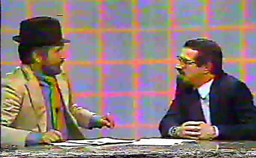 Esta "Silla Eléctrica" se realizó hace más de dos décadas con el reconocido empresario del transporte, don Trino Epaminondas Tuta.
Mañana regresa la sección "La Silla Eléctrica" a la TV nacional, en su programa Consultorio Jurídico.
*7:30 pm, por <a href="/Canalteleamiga/">Teleamiga</a>
<a href="/TeleConsultorio/">Consultorio Jurídico</a>