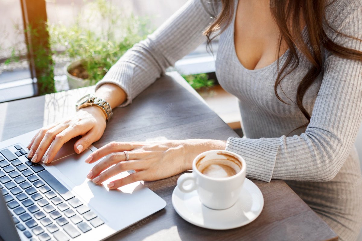 𝐓𝐡𝐞 𝐨𝐟𝐟𝐢𝐜𝐞 𝐩𝐨𝐥𝐢𝐭𝐢𝐜𝐬 𝐠𝐚𝐦𝐞 𝐢𝐬 𝐯𝐞𝐫𝐲 𝐝𝐢𝐟𝐟𝐞𝐫𝐞𝐧𝐭 𝐰𝐡𝐞𝐧 𝐲𝐨𝐮𝐫 𝐨𝐧𝐥𝐲 𝐭𝐨𝐨𝐥𝐬 𝐚𝐫𝐞 𝐙𝐨𝐨𝐦 &amp; 𝐒𝐥𝐚𝐜𝐤

🧵 𝐇𝐞𝐫𝐞 𝐚𝐫𝐞 5 𝐰𝐚𝐲𝐬 𝐭𝐨 𝐛𝐮𝐢𝐥𝐝 𝐬𝐭𝐚𝐭𝐮𝐬 𝐰𝐡𝐢𝐥𝐞 𝐰𝐨𝐫𝐤𝐢𝐧𝐠 𝐫𝐞𝐦𝐨𝐭𝐞𝐥𝐲 🧵