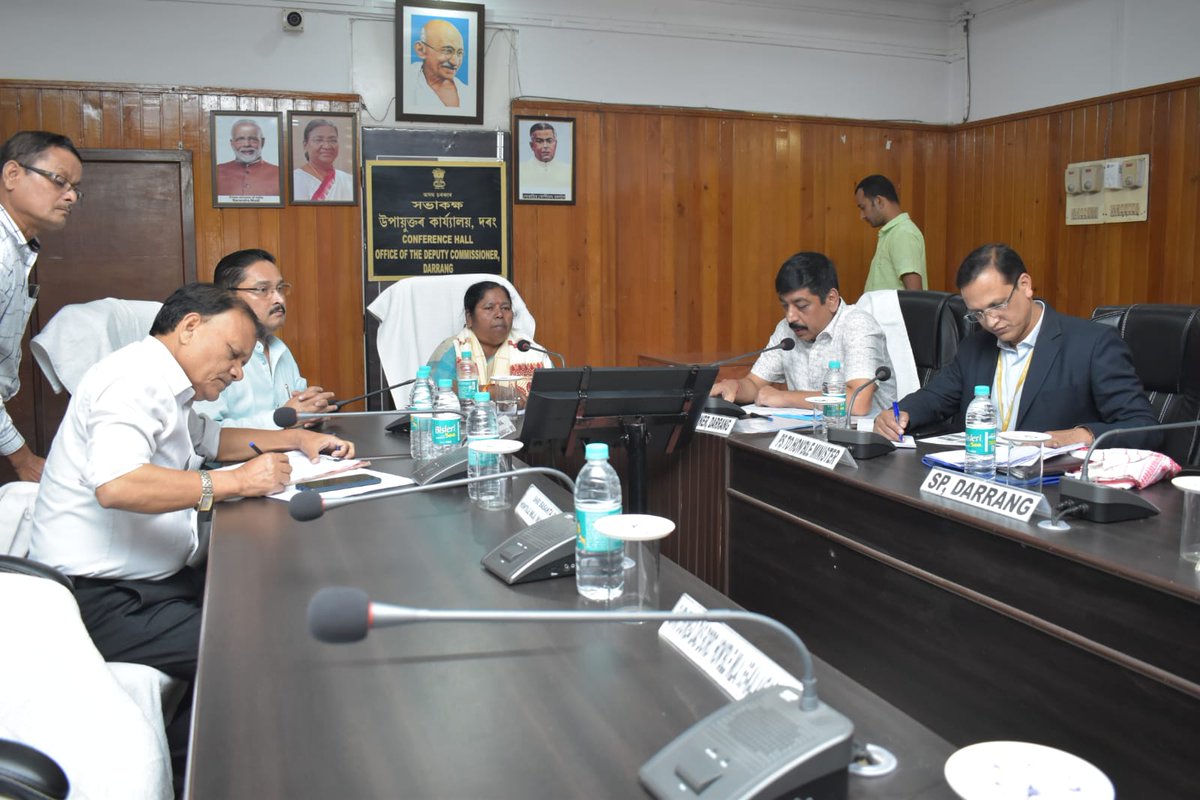 DarrangDc's tweet photo. Today Hon'ble MoS for Social Justice and Empowerment,GOI Kum @PratimaBhoumik visited the district to review Aspirational District Programme.The meeting was attended by Hon'ble MP,8HPC, Hon'ble MLA Sipajhar, HODs and other dignitaries. https://t.co/h7oBDaWKAL