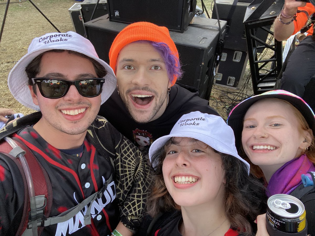 SobrMarco's tweet photo. So happy to meet our favorite producer/dj @Virtual_Riot this weekend! https://t.co/162BD9s14y