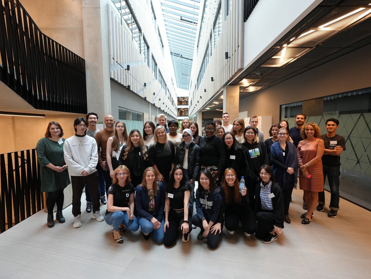 RTU_SESMI's tweet photo. Laika posmā no 19.-23.septembrim prof. bakalaura studiju programmas “Starptautisko ekonomisko sakaru vadīšana” 3.kursa studenti projekta iSEE “Inovācijas sociālās uzņēmējdarbības izglītībā” ietvaros piedalījās Tartu universitātes organizētajā intensīvajā apmācību nedēļā. https://t.co/CfpbGmJnx9