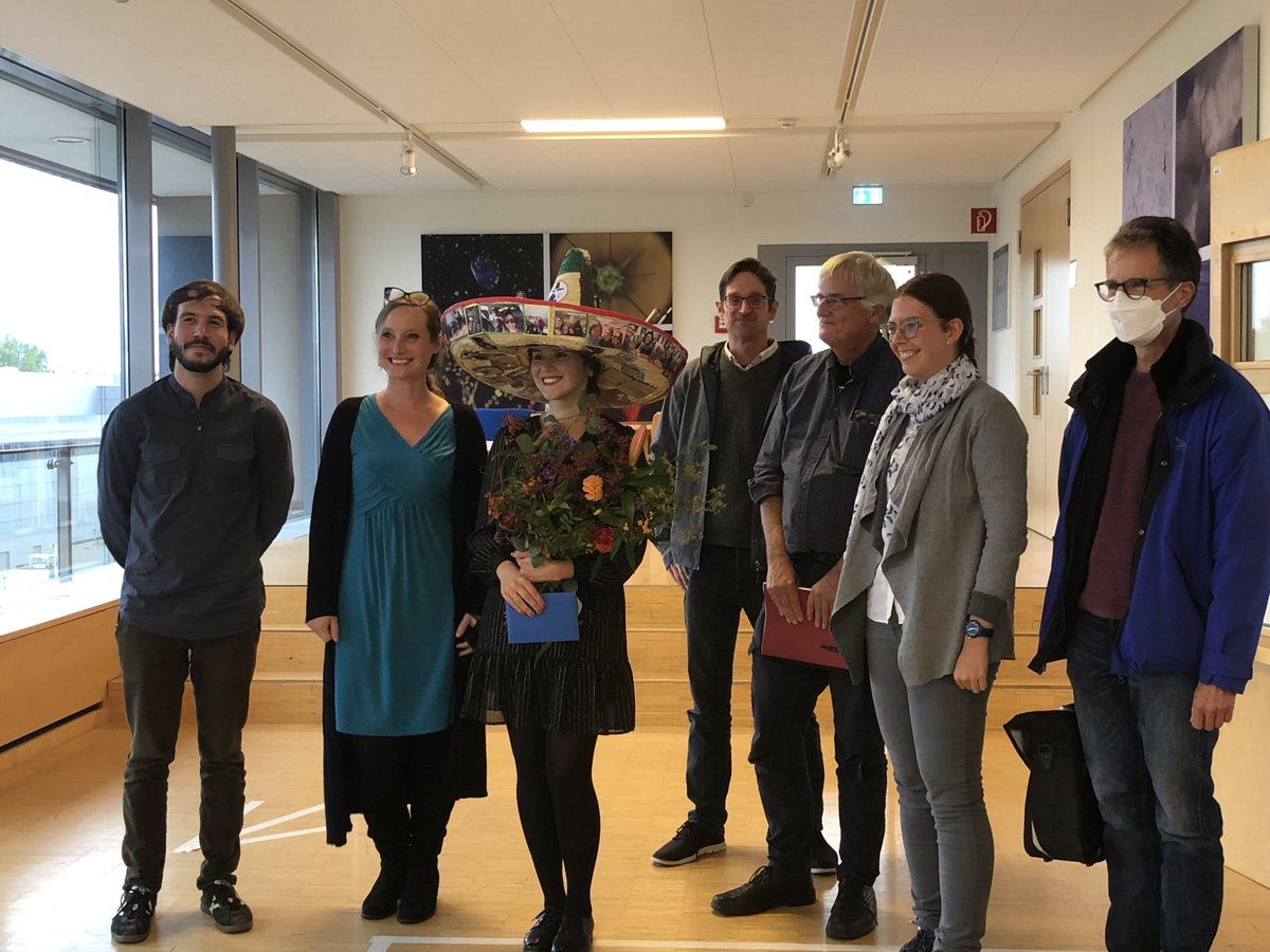 microsensors's tweet image. Congratulations to ⁦@Casti_Andy⁩ for her outstanding PhD defense! 🎓