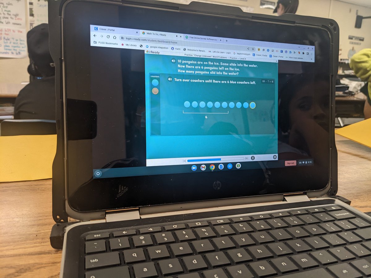 PusdMath_CLopez's tweet photo. Ms. Casanave's 4th grade class gaining math conceptual understanding through #iready interactive practice. @CurriculumAssoc @PUSDEquityPL @2KatShoPUSD https://t.co/4r5u6DD5GY