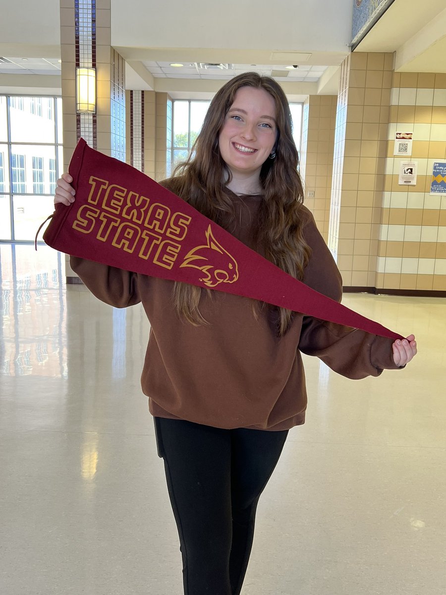ChargerAvid's tweet photo. A great day of college acceptance celebrations ! Congratulations Marissa and Taylor! @txst https://t.co/OX30enZgQ7