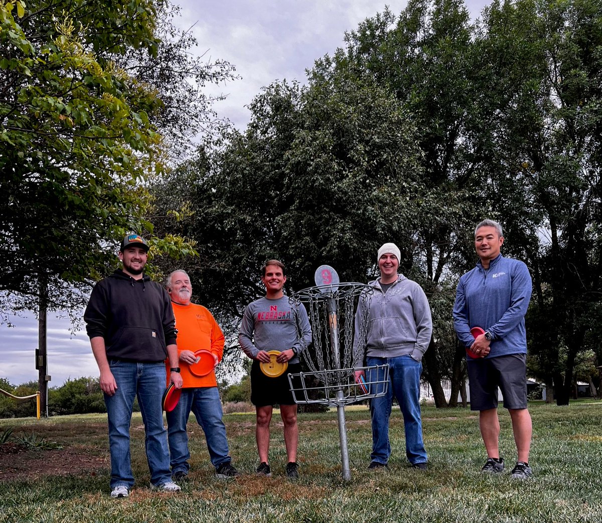 HuffmanEngineer's tweet photo. When fall weather turns beautiful in Nebraska, @HuffmanEngineering goes out to play. Congratulations to all of our disc golfers - new and seasoned - well done! #HuffmanEngineering #MakingIdeasWork #engineeringisfun #LarryMurrayPark #UDisc #MalcolmNE https://t.co/EISpL6rlMx