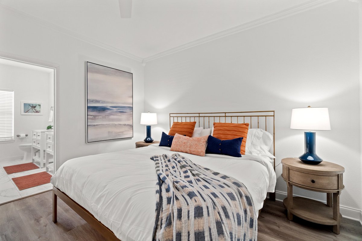 Boutiq's tweet photo. 🏖 Florida elegance, 30A lifestyle, incredible Destin luxury 5BR + pool | White Sands by Boutiq 🪶

🌊 Did someone say "endless #summer" ...? @Boutiq portfolio's of #luxury #vacation rental #homes keeps growing - we're live in #Destin, #FL! 🏄 

BOOK HERE: https://t.co/LKMa9cTCH0 https://t.co/o6oeav7feh