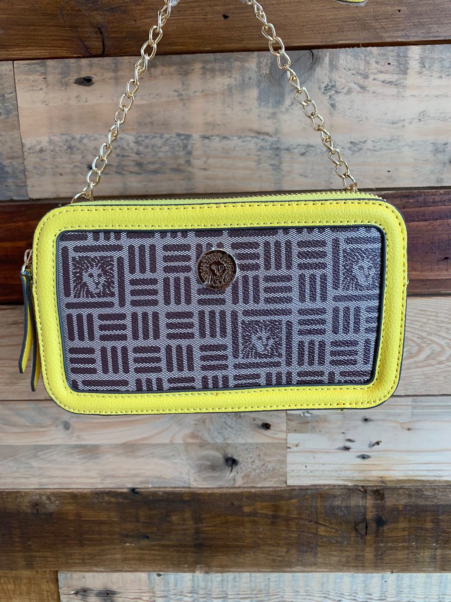 N E W  N E W  N E W  N E W  N E W  N E W ✨
.
We have a new AK Collection in store! 
We’re open 10AM-5PM today &amp; delivery is available islandwide! 

.
#new #newin #yaffa #yaffabds #shop #shopnow #Barbados #shopinBarbados #AnneKlein #AK #women #crossbody #bags