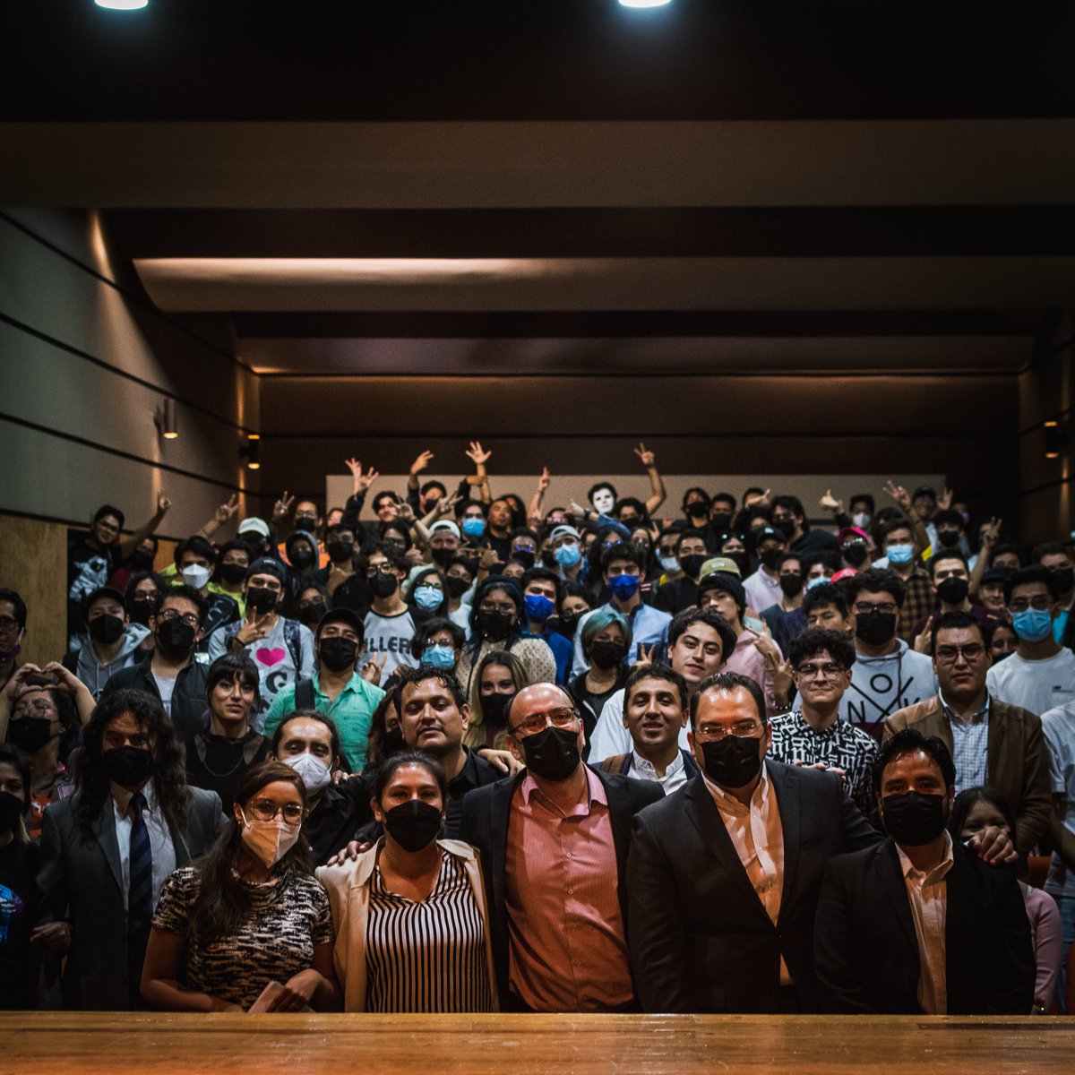 EMEHoficial's tweet photo. 📸|| La Dra. @taniameza_, titular de @CulturaHidalgo y el Mtro. @Aarn39412401, encargado de la Dirección General de la EMEH, presidieron el #ConciertoDeBienvenida para estudiantes de nuevo ingreso a Propedéutico en Artes, Licenciatura en Música e Ingeniería en Audio.

#SoyEMEH https://t.co/kjBe4Vl4X3