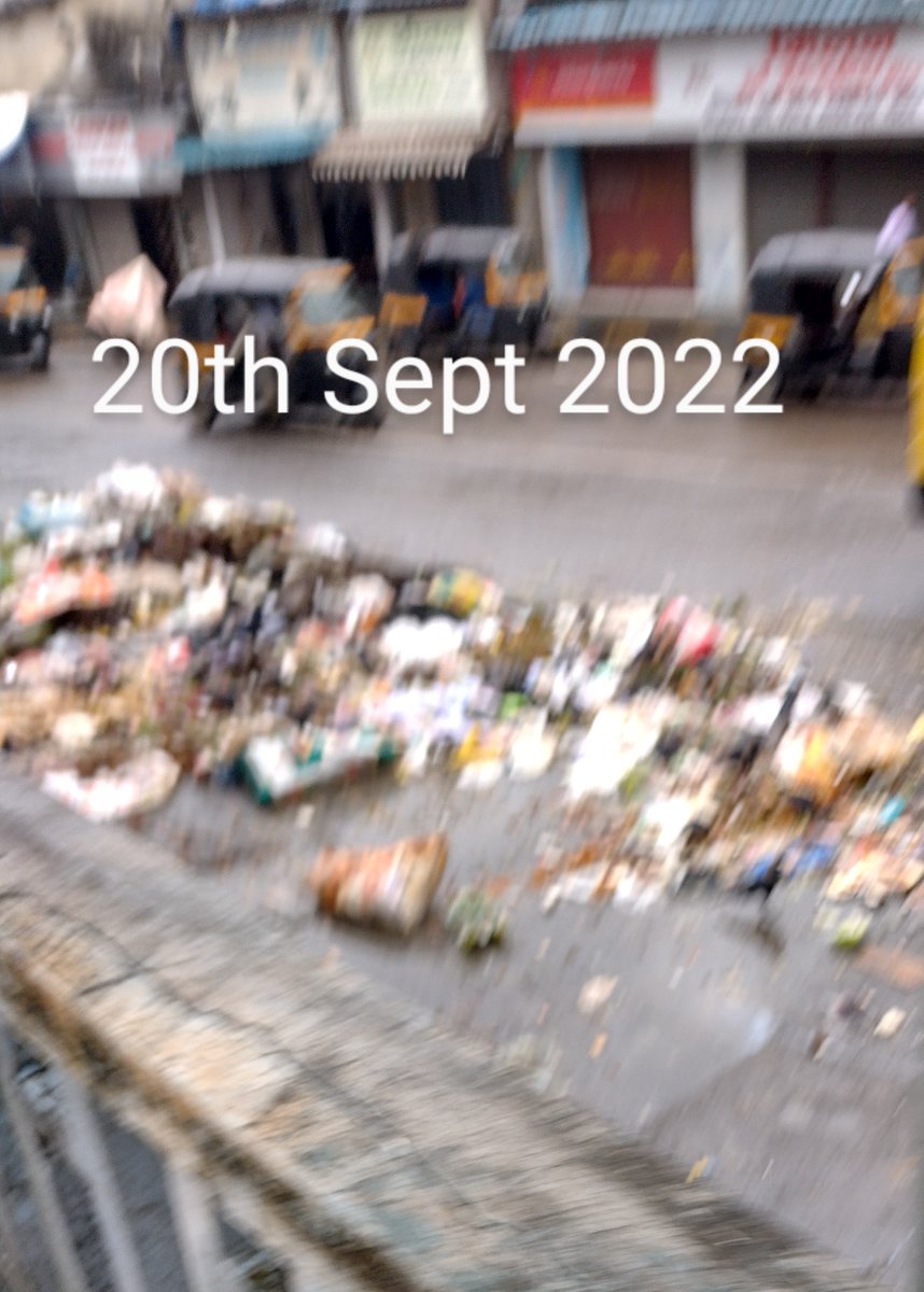 SentinelWachter's tweet photo. What about this garbage spread all over the road in #chembur very close to the #Monorail station Adjacent to the #flyover opp #InModShoe store complaining daily with pictures since a fortnight but no BIN kept here by @mybmc @mybmcWardMW @mybmcSWM @velrasu_p @ManuSri_IITD https://t.co/Ci7oiPKSXb