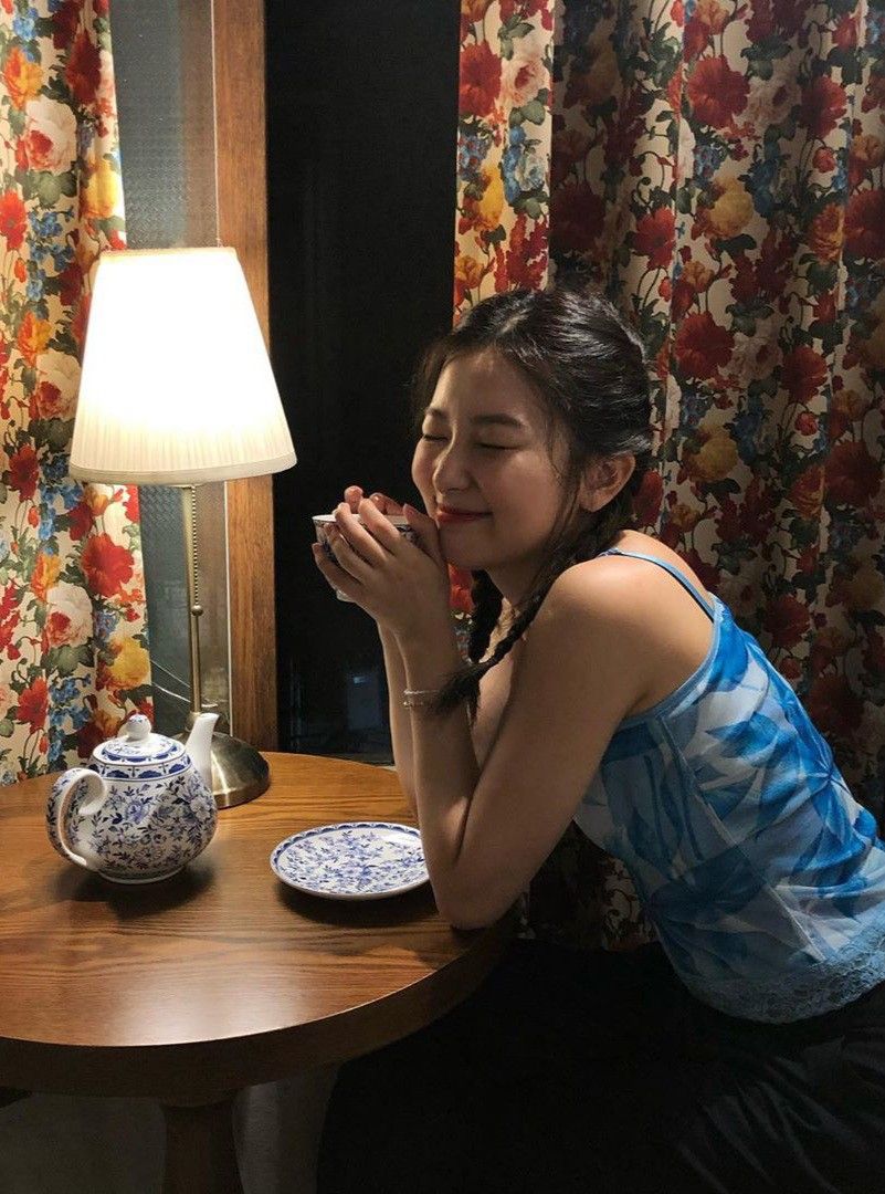 LUBEAOFFICIAL's tweet photo. [#XANNY] 🐹
Our company building is an ex pig slaughterhouse so if you stare into the CLT Ent. (@cltent_ ) mirrors for long enough you can hear the screams of terror from the pigs. I miss you VULVA ❤️❤️ https://t.co/ZLjM5KubAQ