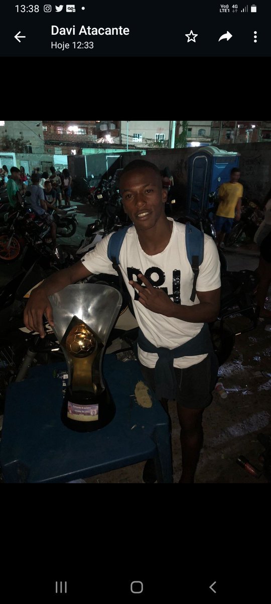 WanderPaula3's tweet photo. +1 pelo rt ne segredo #tudo #normal #pelo #engenho #novo #fiih⚽️🥇🏆 https://t.co/o4RwzRu84E
