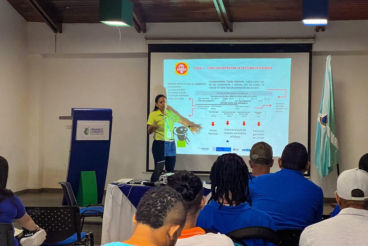 eedassaesp's tweet photo. Taller: #Socialización en #temasdeahorrosenergéticos en las #vivienda. En él se #certificaron 31 personas y recibieron #bombillasled como parte del programa #BeEnergy.
#eedascleanenergy #ciclodetalleres #fenoge #minenergía #bid #cámaradecomercio #gratuito #presencial #12horas https://t.co/LjspM4lmIK