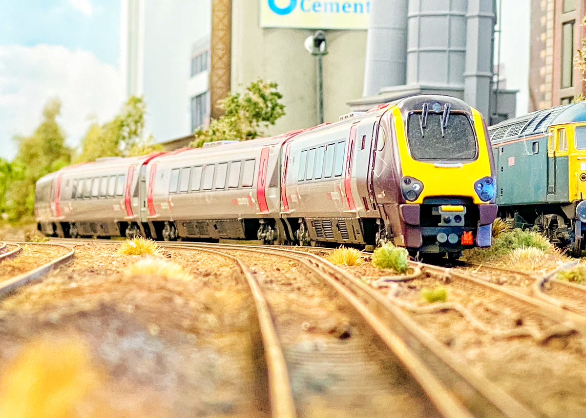 NSE_Latchmere's tweet image. Wow. I almost missed #MultipleUnitMonday. My apologies!! #TMRGUK