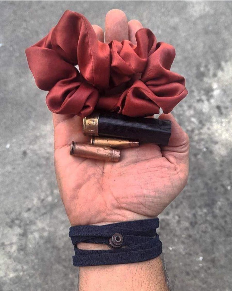 A handful of death and sorrow

#MahsaAmini
#مهسا_امینی
#اشنویه
#OpIran