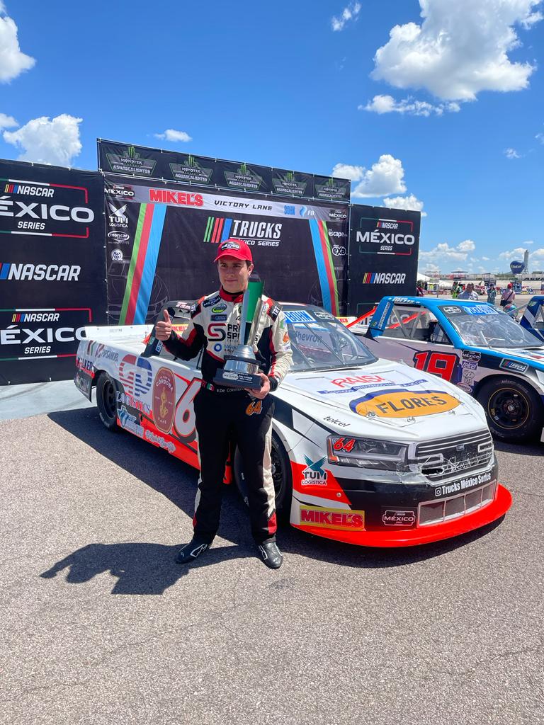 PrimeSportsRace's tweet photo. Obtiene Rodrigo de Colombres, segundo lugar, este domingo, durante la octava fecha de las Trucks México Series, que se corrió en el Ovalo Aguascalientes México (OAM).

#pipsahub #kilkerpinturas #petenvasesdeoccidente #flores #LaFlordeCordoba #GPLogistics #Raisa #Orpack #cim https://t.co/bQOK7Vhl08