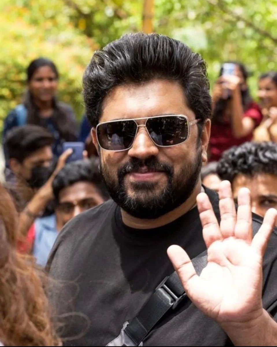 Nivin_achayanfc's tweet photo. @NivinOfficial @AjuVarghesee  At Gov . Engineering College Trissur
#saturdaynight #SaturdayNights #NivinPauly #ajuvarghese #TweetOfTheDay https://t.co/NZ5z51mwSc