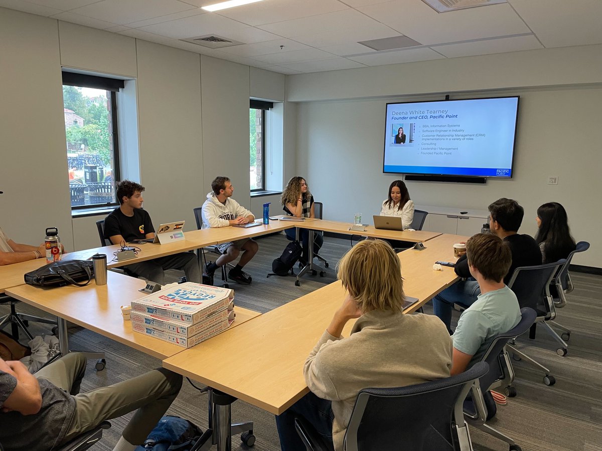 SalesforceCU's tweet photo. Last week we had a great time getting to learn from Deena Tearney the Founder and Chief Executive Officer at Pacific Point. Thank you Deena for teaching our members about your journey with Salesforce and Pacific Point! 💡🌊 https://t.co/837duJKFBK