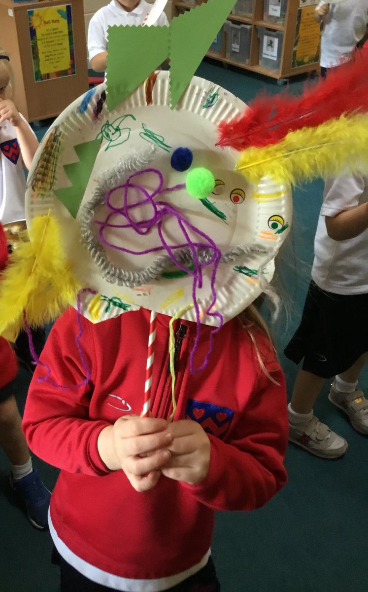 OPS_OratoryPrep's tweet image. It&apos;s been a &apos;Wild Thing&apos; day in Reception today as the children have enjoyed making their own masks and re-enacting the Wild Rumpus from our literacy story, &apos;Where The Wild Things Are.&apos;

#OPSLearning #Reception #creativity #literacy #Goring #Berkshire #Oxfordshire