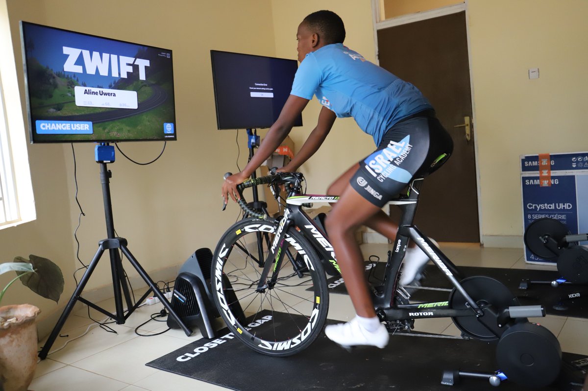 BugeseraC's tweet image. Our ladies on home trainers!❤️🔥

#RacingForChange