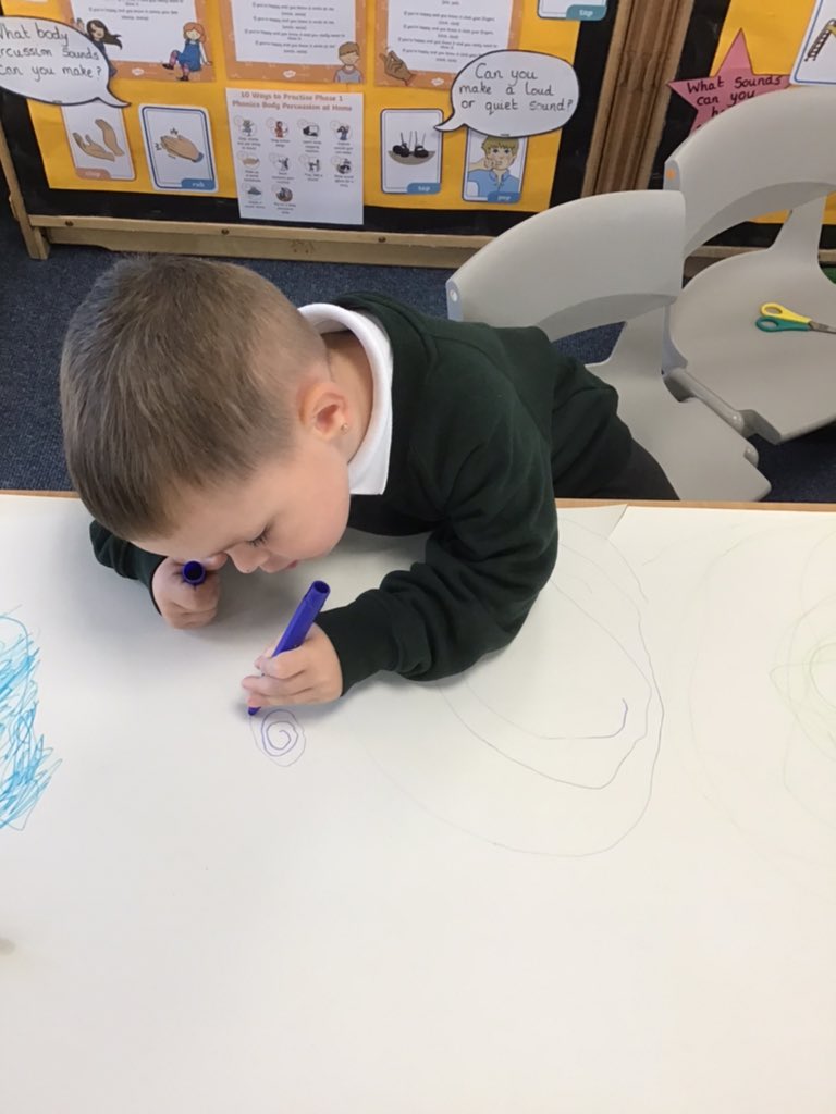NOrchardpa's tweet photo. Can you guesss our colour of the week? We have loved meeting the colour blocks to introduce our colour of the week! 🦋🖌🧢🧵 #colourhunt #nurseryfun @ https://t.co/1cxYT08IG6