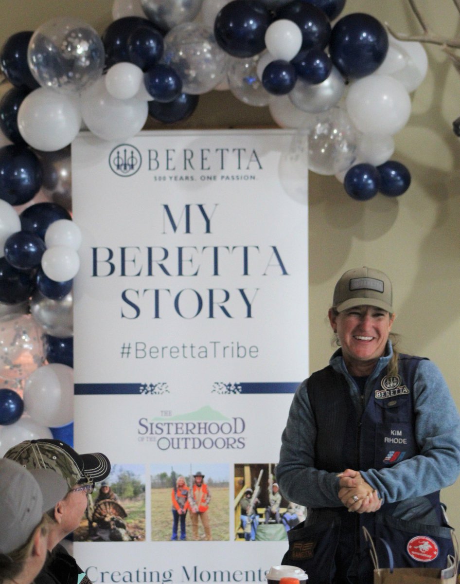 KimRhode's tweet image. Had fun with the #SisterhoodoftheOutdoors teaching and sharing the knowledge about the shooting sports! #BerettaTribe #passingontheknowledge #crushingclays @winchester @Beretta_USA @nrawomen @USAShooting @ISSF_Shooting @re_ranger
