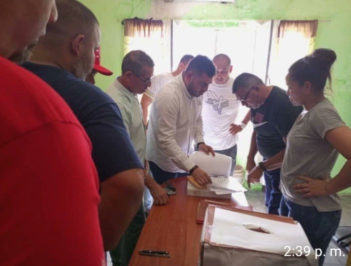 ABCbaloncesto's tweet photo. CARABOBO ELIGIO NUEVAS AUTORIDADES PARA LA ASOCIACIÓN DE BALONCESTO

Con una gran participación de dirigentes, personal técnico, entrenadores y atletas  se realizaron este sábado las elecciones de la junta directiva de la Asociación de Baloncesto de Carabobo para el periodo 2022 https://t.co/52lw8Q0WlA