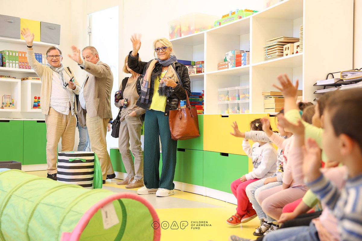 coafkids's tweet photo. 🇫🇷🇦🇲Today COAF's @Korioun had the pleasure of hosting honorable guests from the French Senate, Gilbert-Luc Devinaz, @OuzouliasP &amp; @DEVESA3 at the Lori SMART Center. Our guests were impressed by the way the SMART Center prepares active citizens for #Armenia! Merci pour la visite! https://t.co/upnAH6Xoqd