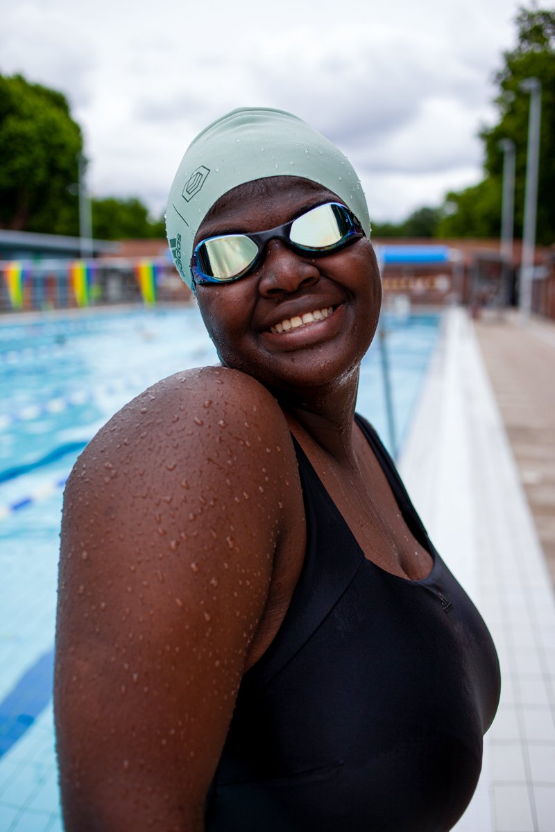 VickyLFree's tweet image. Our latest-barrier breaker comes in collaboration with the brilliant @soulcapofficial. Together, we’ve created a new swim cap, designed with extra space to keep hair of various textures, lengths, and volumes dry and healthy through every type of swim.