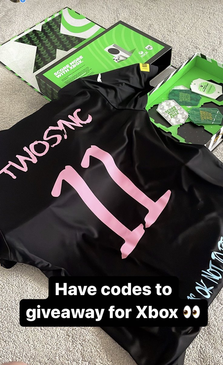 TwoSyncOfficial's tweet photo. Who needs Ultimate edition for Xbox? @xboxuk https://t.co/fsGXTRsjt6
