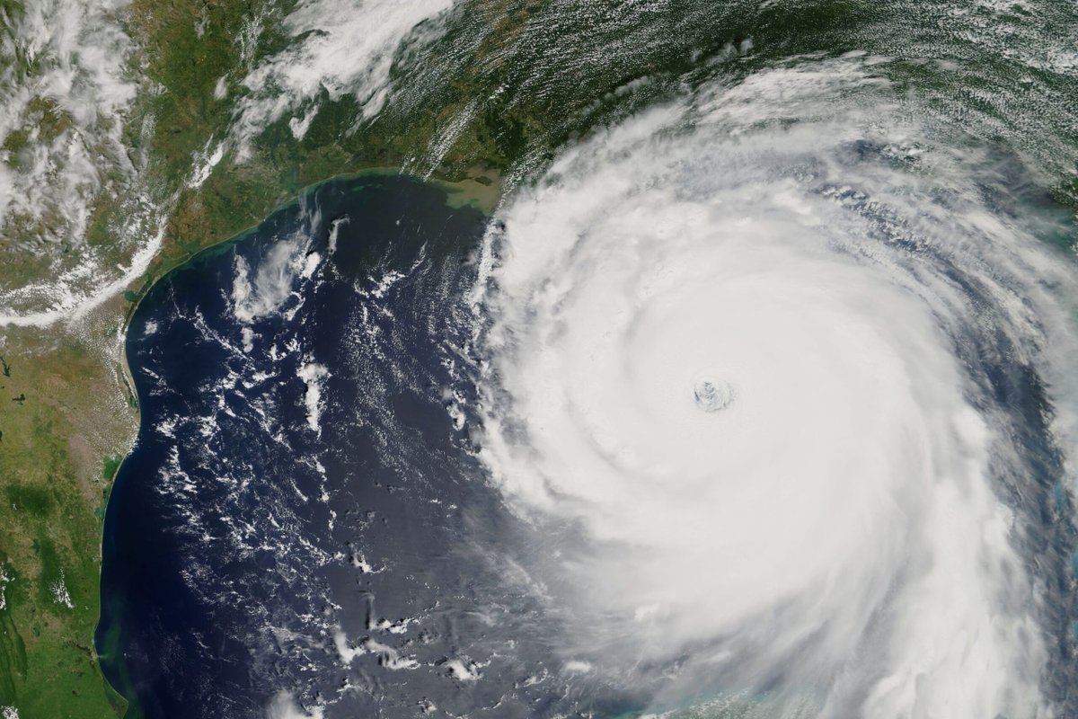 rvlife's tweet photo. NEWS: Tips to Minimize Hurricane Ianโs Impact on RVers, Before and After
#breakingnews #rvnews #campingnews #hurricaneian #rvtripwizard #rving #rvtravel #rvlife
https://t.co/2eB4YHjTZ7 https://t.co/QG9Gy38W7s