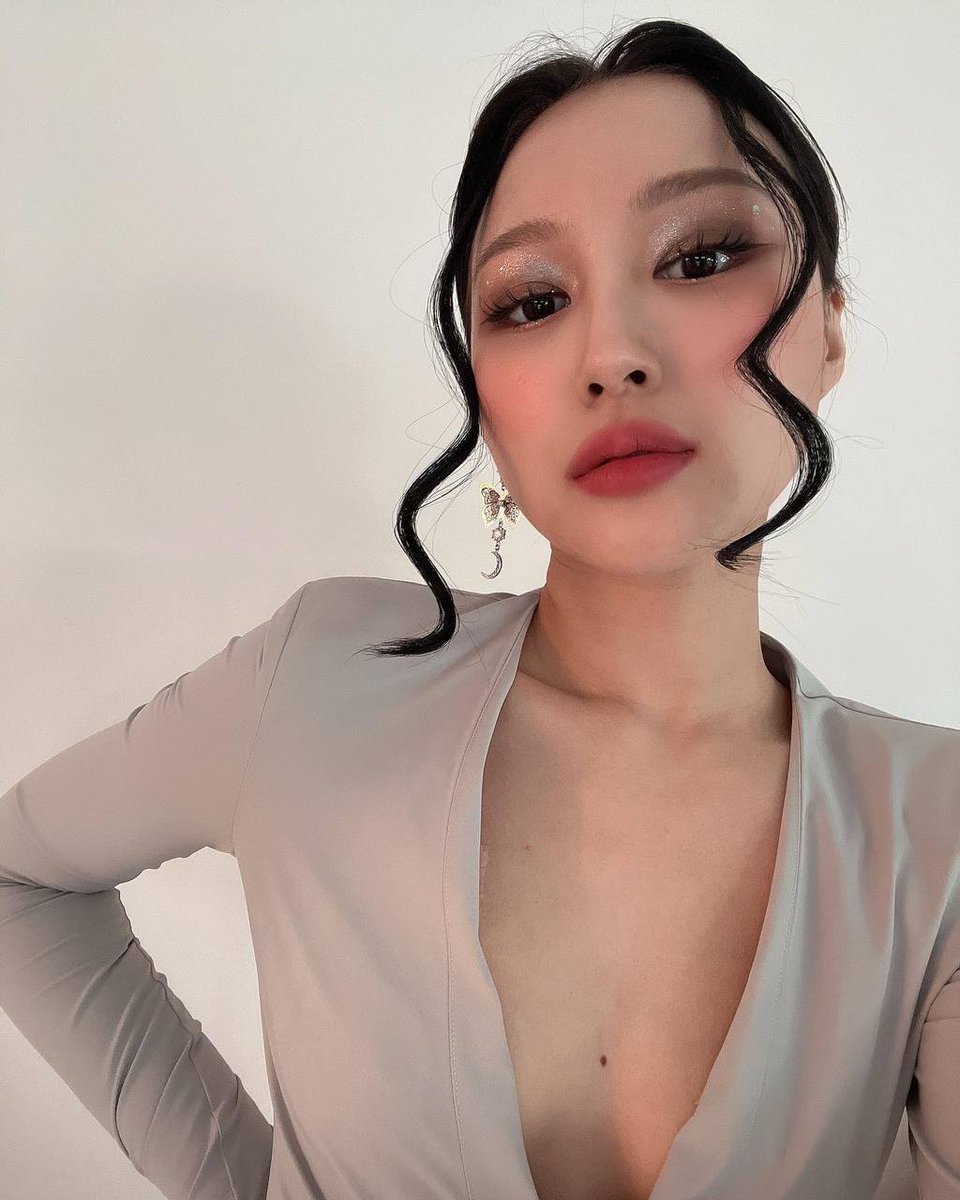 sunscorpi's tweet photo. mommy?? https://t.co/V2UzdPLzGh