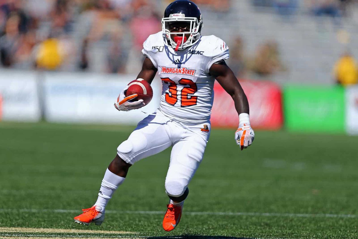 JordanM87142493's tweet photo. After a great talk with @coachBrawl I’m beyond blessed to receive my first D1 offer from @MorganStateU. #AGTG 
@CoachNellyV @CoachTaufaasau https://t.co/hXEFh0OFD3