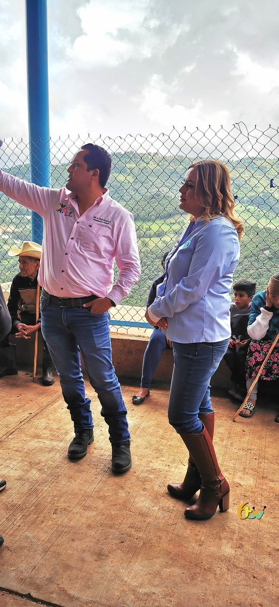 SEIStelevision's tweet image. 📸 𝟲𝗧𝗩 #Entérate ➡️ Realizan entrega de rehabilitación de camino y arranque de ampliación de agua en 𝗠𝗲𝘀𝗮𝘀 𝗱𝗲 𝗦𝗮𝗻𝘁𝗮 𝗜𝗻𝗲́𝘀 𝗱𝗲 𝗣𝗶𝗻𝗮𝗹 𝗱𝗲 𝗔𝗺𝗼𝗹𝗲𝘀.

#6TV