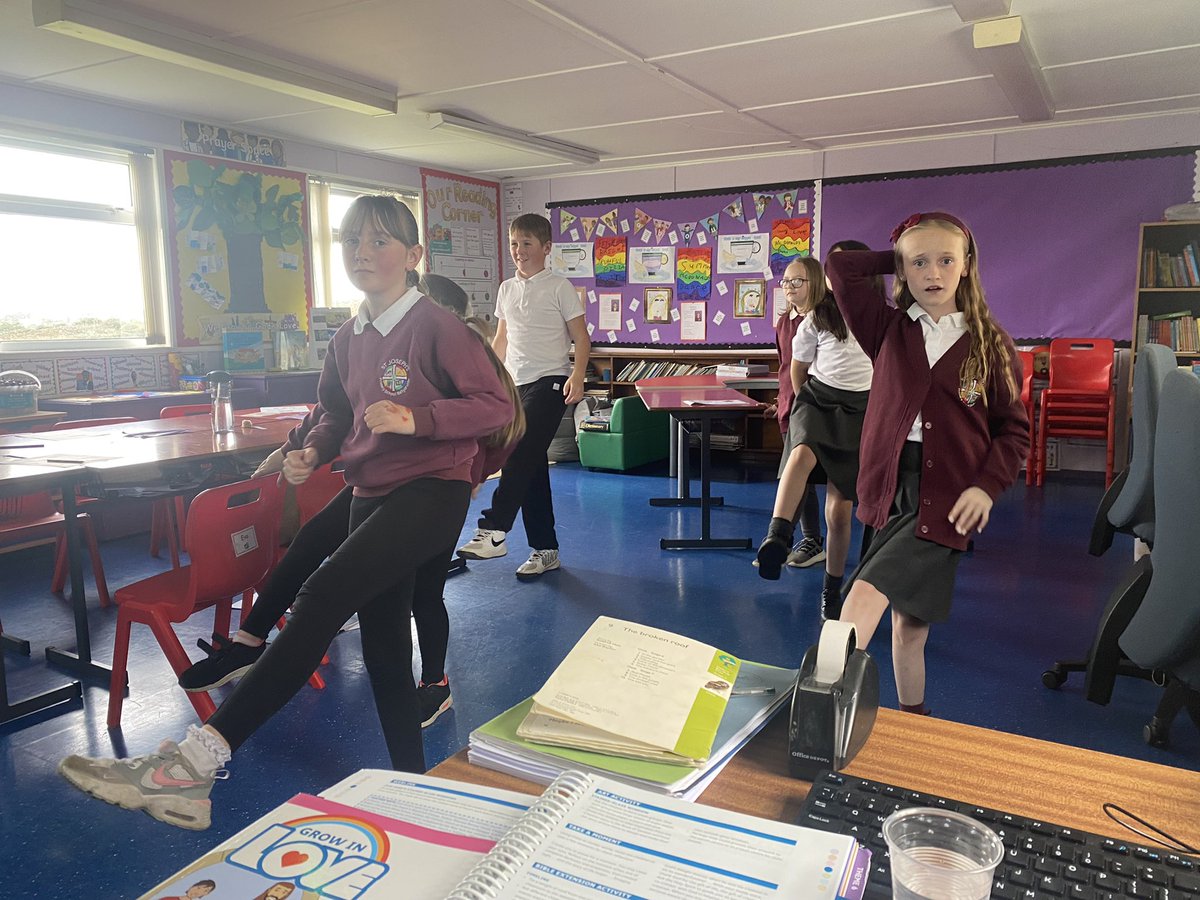 SaintPrimary's tweet photo. @GaelLinn  #GaeilgeLET The children from St Joseph’s learning how to greet others, say how they are feeling and some action words in Irish. https://t.co/tbKpBs0kAe