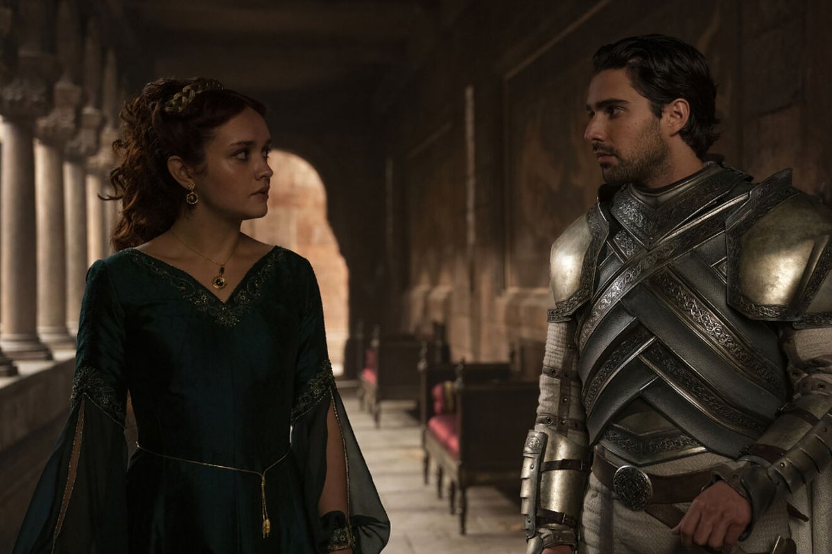 carlorsol's tweet photo. Pocos planes de lunes por la tarde me parecen mejor que charlar sobre el 1x06 de #HouseOfTheDragon con @P_Argetlam (@Cersei_Lanni) y @JaviDiB90 (@HieloyFuegoWiki)

🔴 https://t.co/udtpu24WQk https://t.co/OaP6nV1OFn