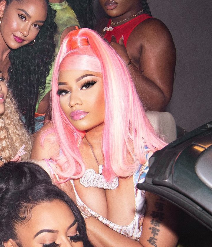 ovotayy's tweet photo. look at herrr https://t.co/73FK8UL5qG