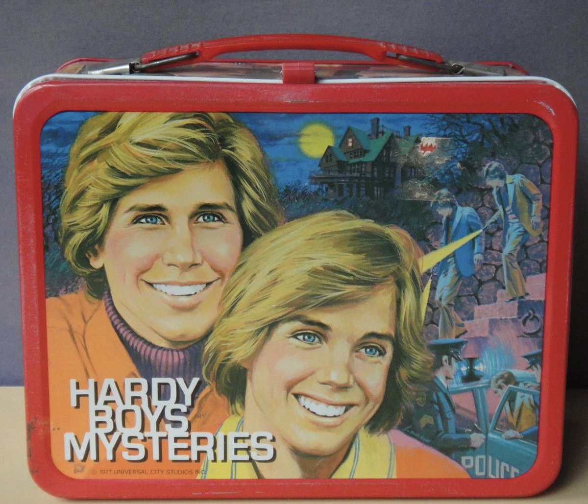 Lunchtime with the Hardy Boys today. Parker Stevenson & Shaun Cassidy. (1977) It’s possible there may be a mystery to solve. #lunch #lunchbox #1970s #lunchtime #vintage #classic #HardyBoys #mystery #nostalgia #backintheday