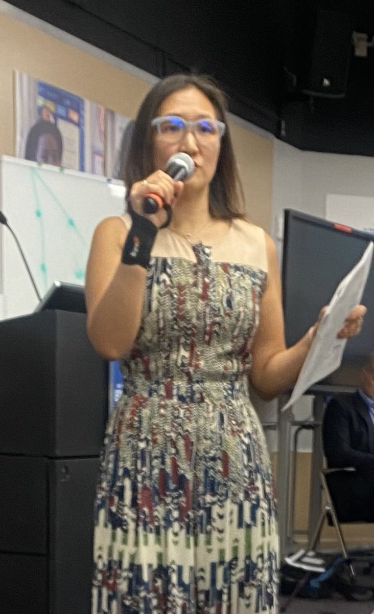 DrMariaGadsden's tweet photo. “If you’re not in relationships, you are not providing effective services.” Hayin Kimner, Managing Director, CSLX Learning Exchange @JurupaJUSD @Hayin@commschoolsLX #cslxfundamentals https://t.co/5RjcE1Jomr