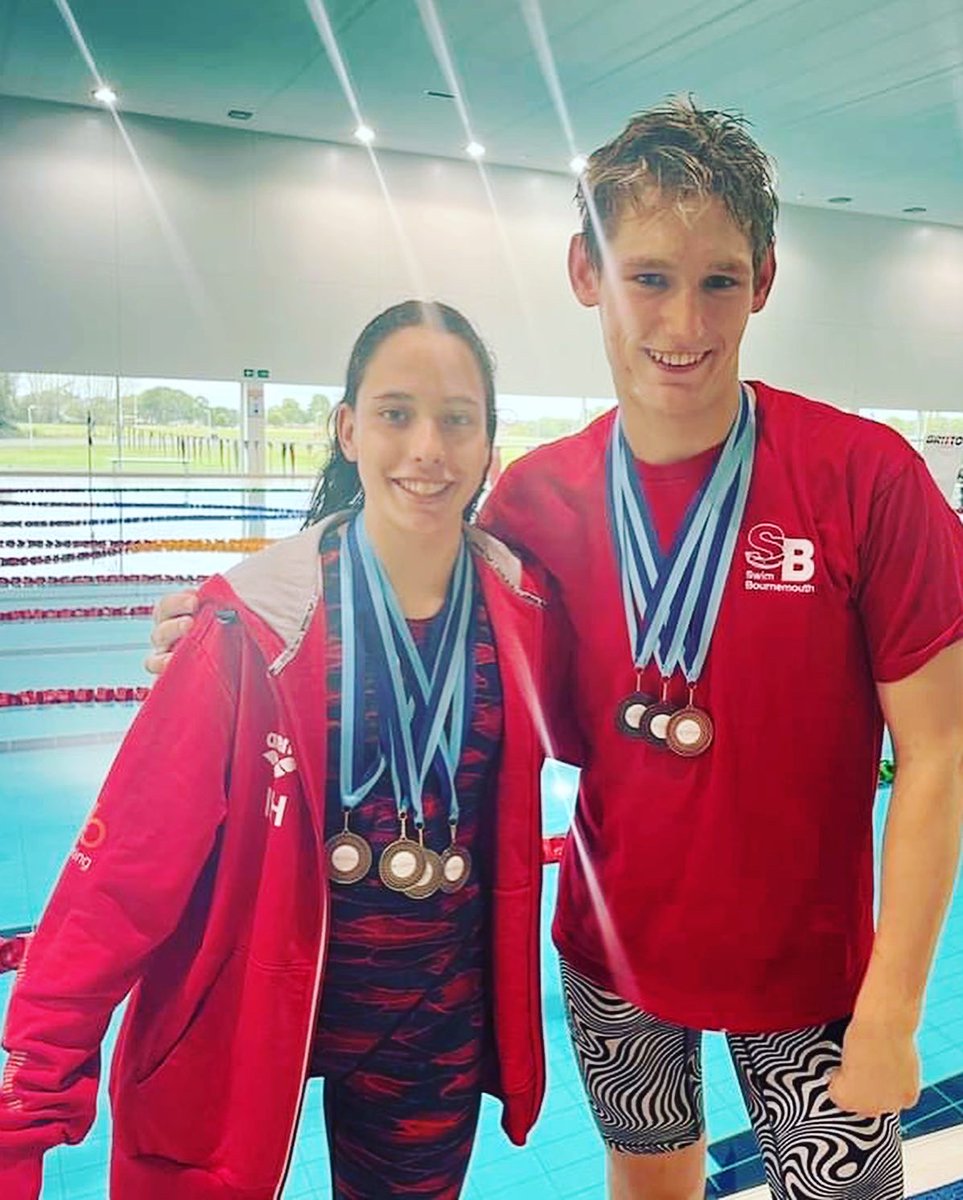 SwimBournemouth's tweet photo. Congratulations to our para swimmers ❤️Isabella 🥇🥇🥇🥈 &amp; 💙Matthew 🥈🥉🥉who won medals in every one of their races at the SE/SW Para Summer Development Meet at the weekend 🙌👏

#swimfamily #swimfast #paraswim 
@solosportbrands @arenaUK_ https://t.co/WcnpuCNrs9