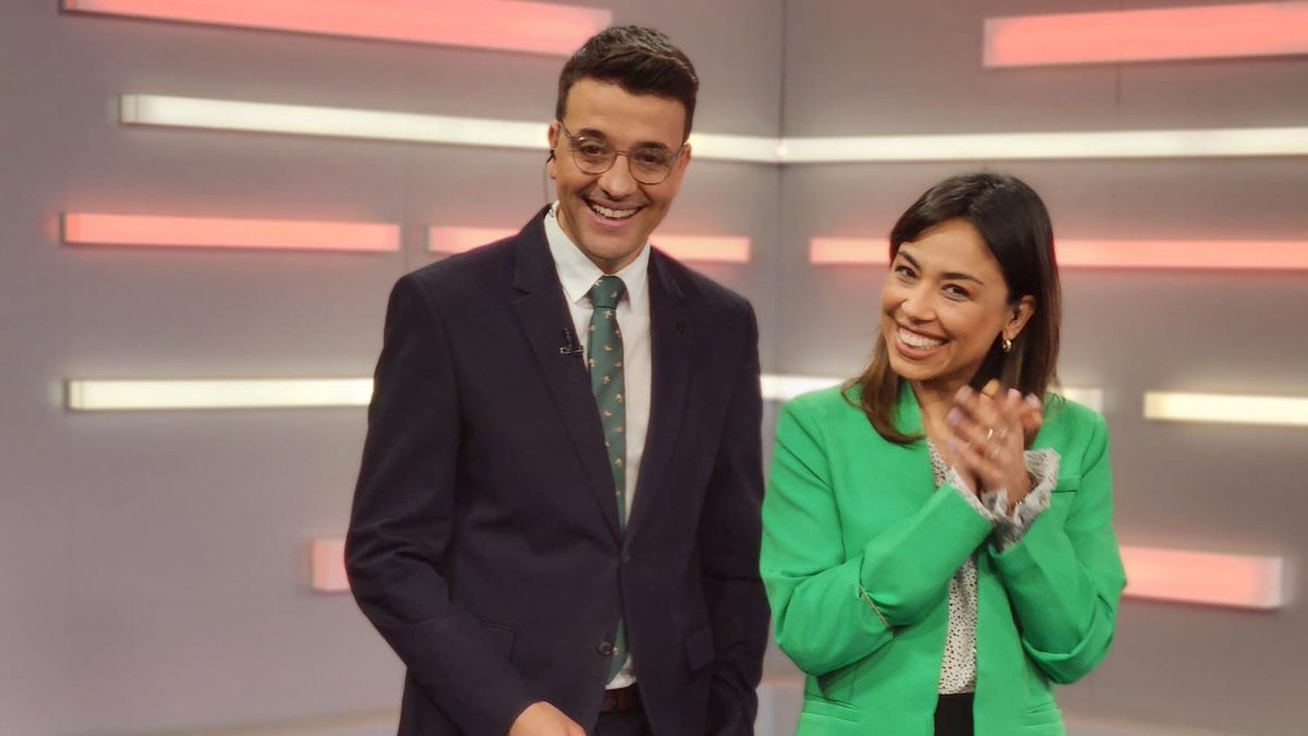 Lunes en Teledía con ellos dos 😍 <a href="/yiselamoreira/">Yisela Moreira</a> <a href="/robhernandez3/">Roberto Hernández</a>