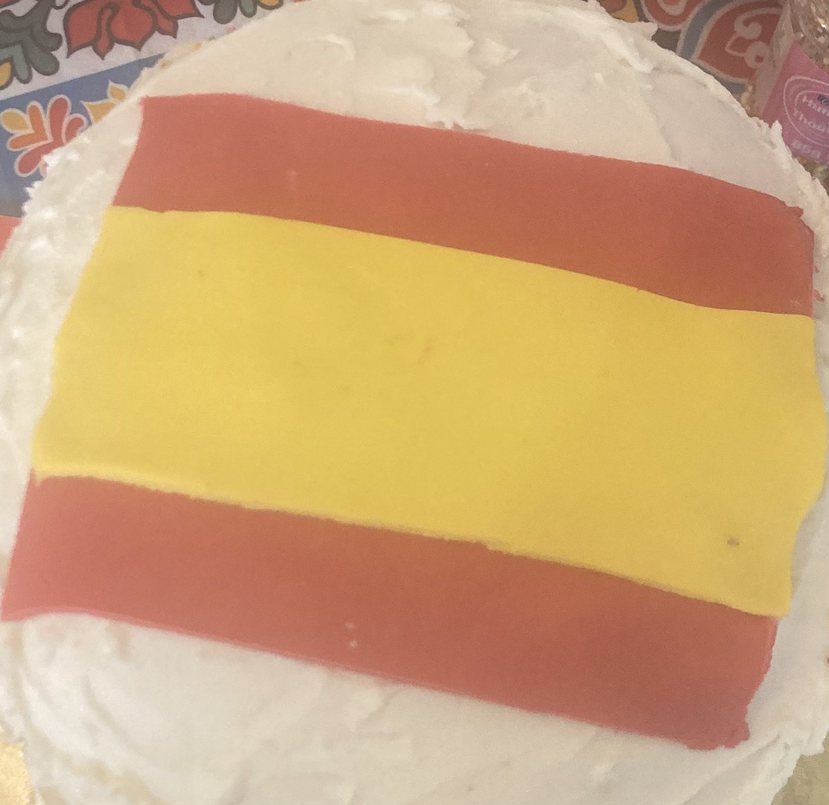 Ar eich marciau, paratowch, pobwch! 🎉

Cofiwch am ein cystadleuaeth pobi cacenau yfory ar gyfer Diwrnod Ieithoedd Ewropeaidd.

Don’t forget to get baking for our cake competition tomorrow for European Day of Languages.  

<a href="/YsgolGwynllyw/">Ysgol Gymraeg Gwynllyw</a>