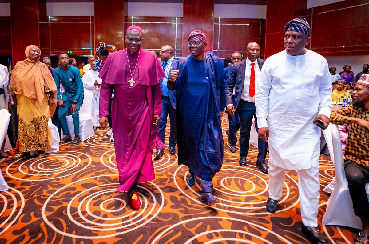 jidesanwoolu's tweet photo. It was my honour to welcome our eminent religious leaders to Lagos today for the 3rd quarter meeting of Nigeria Inter-Religion Council (NIREC).

In my address, I called on Nigerians, irrespective of our religious and ethnic differences to work together for peace in the country. https://t.co/wfr9AoFi86