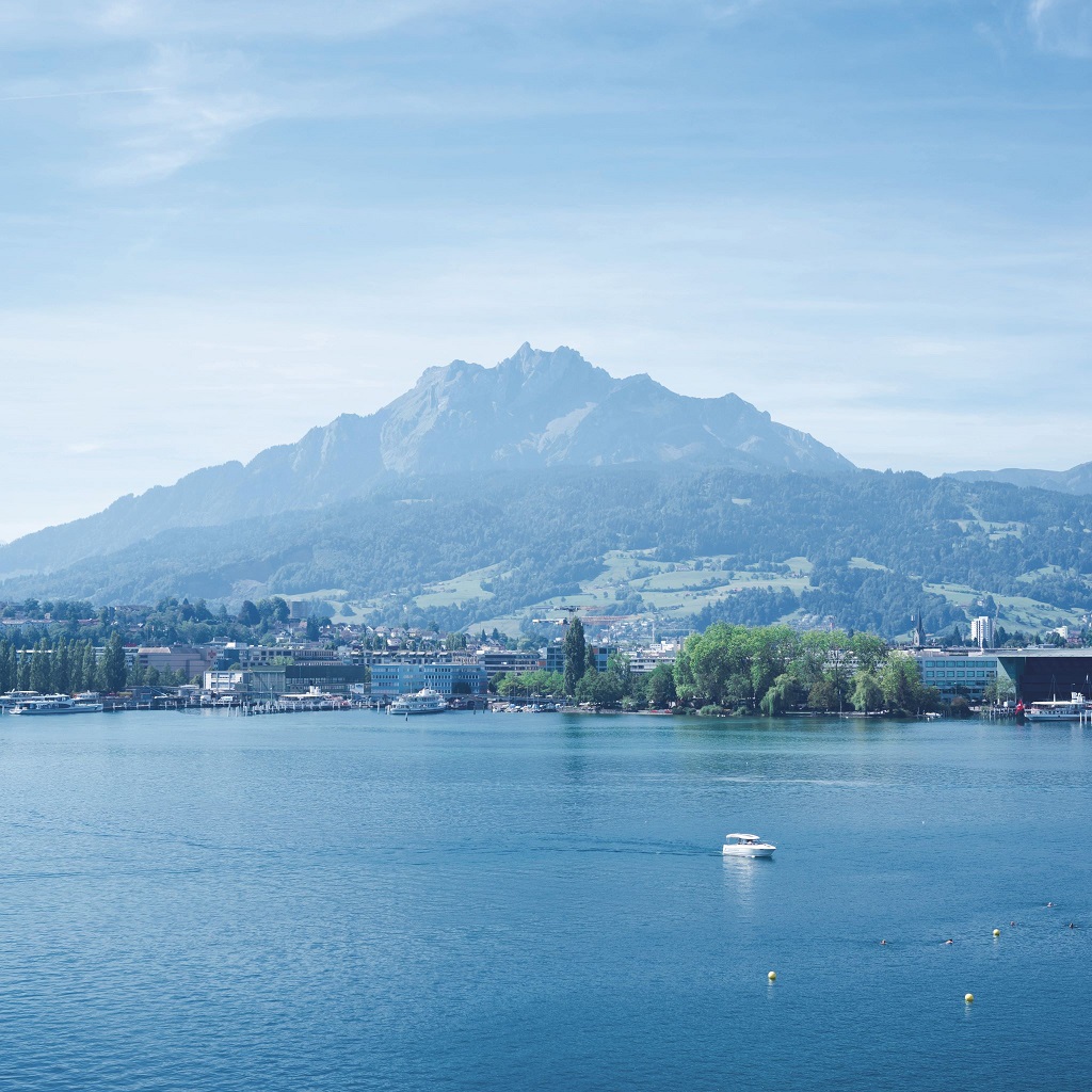mo_canouan's tweet photo. We’re delighted to welcome Lucerne’s iconic Belle Époque landmark @mo_luzern to the MO family. Be the first to experience a stay at our new lakeside grande dame. Discover now: https://t.co/Bnfd70oHWM #ImAFan #mandarinoriental #MOPalace https://t.co/dAWYskSjwD